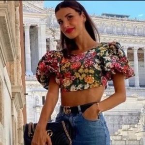 Zara floral puff sleeve top